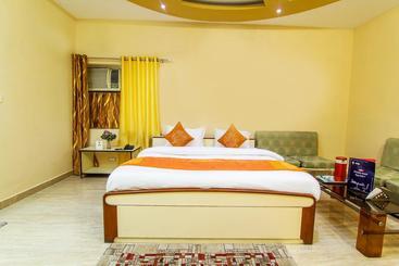 Отель Nirmal Palace