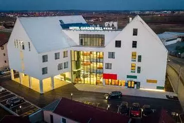 Hotel Garden Hill