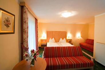 هتل Hammerwirt   Forellenhof