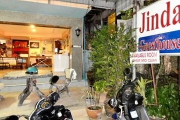 호텔 Jinda Guesthouse