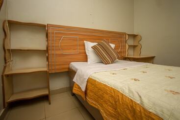 هتل Mukono Resort