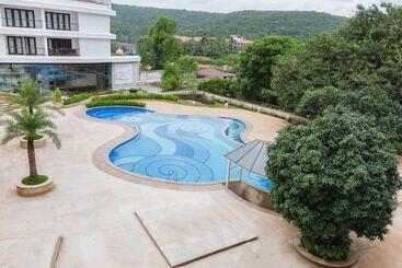 Hotel Park Regis Goa