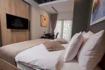 هتل Solun S Riverside Rooms