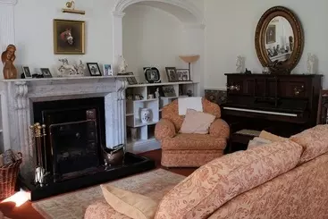 Bed and Breakfast Bansha House