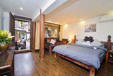 Hotel Lijiang Nali.nali Garden Inn