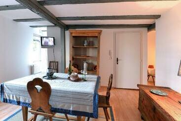 酒店 La Cour Des Nobles