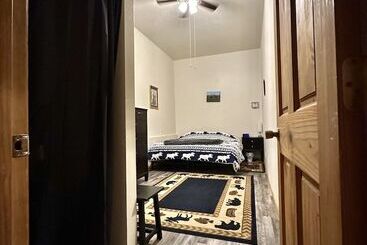 酒店 Moose Tracks B & B