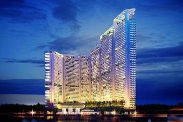 ホテル Siglo Suites @ The Acqua Private Residences