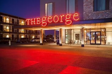 هتل The George