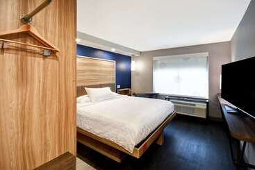 בית מלון כפרי Tru By Hilton Sterling Heights Detroit
