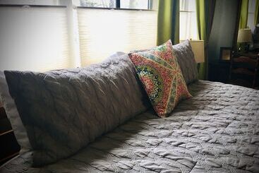 Отель Oak Hill Bed & Breakfast