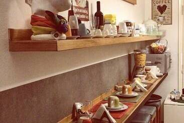 Hotel B&b Madam Treviso