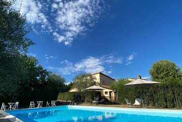 ホテル Residence Golf Club Ristorante Centanni