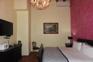 فندق Marques Del Angel