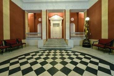 בית מלון כפרי Kochubey Centre