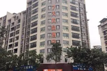 Hotel 7days Premium Chongqing Yunyang Chengzhong Commercial Street Branch