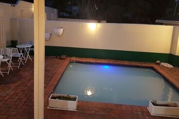 ホテル Daisy Lodge