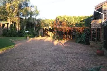 Hotel Manor House