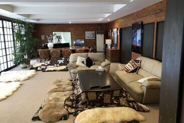 Hotelli Guest House Vingt Neuf