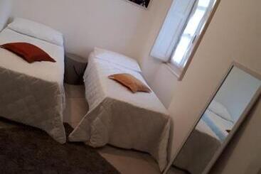 酒店 Rearduinoivrea