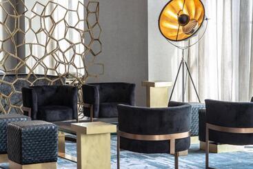 The Row Hotel At Assembly Row, Autograph Collection