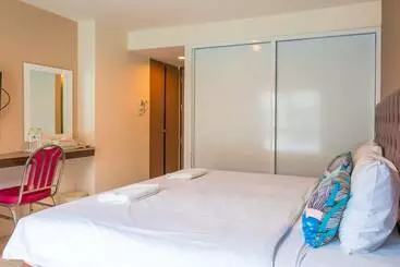 Hotel Villa Pool Lay Resort Pattaya