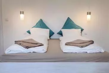 هتل Dfive Apartments Bathory