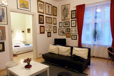 فندق Donos Apartments