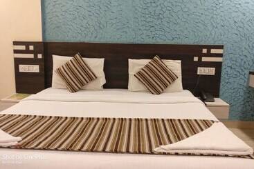 Seven Hills By Bizzgrow Hotels, Lonavala