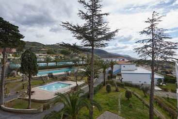 בית מלון כפרי La Castellana