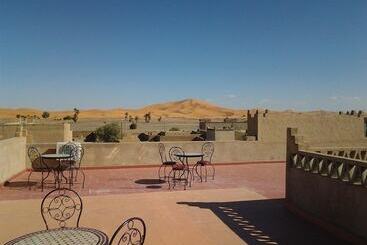 Hotel Riad Dar Ouzine