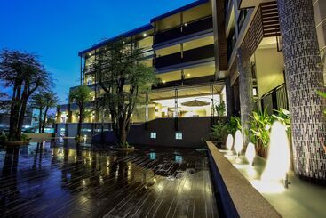 ホテル Romyen Garden Place