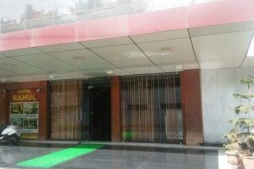 בית מלון כפרי Rahul