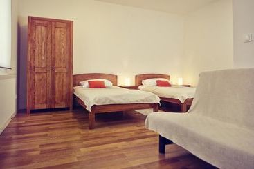 پانسیون National Plus