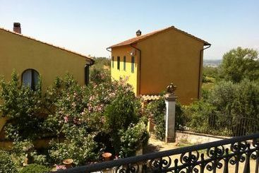 فندق Agriturismo Il Cavallone