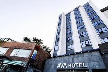 Hotel Ava