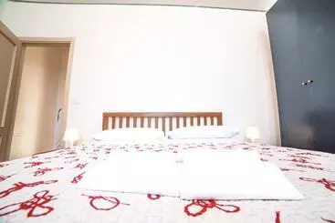 Il Borghetto Apartments & Rooms