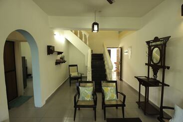 Apartamentos turísticos Oyo 9365 Home Duplex 3 Bhk Calangute North Goa