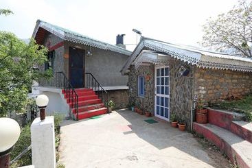 خانه Oyo 13785 Home Boutique 2bhk Ramgarh Nainital