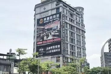 Merryday Hotel Banqiao Branch