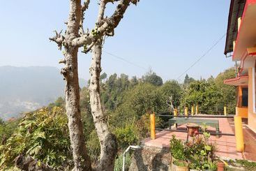 Pension Hilltop 2bk Cottage In Bhimtal