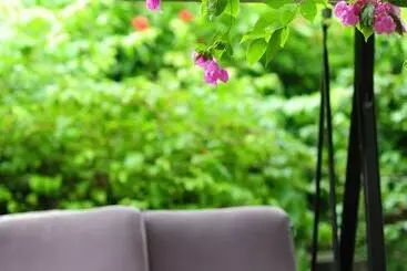 آپارتمان Shell Villa Apartel Resort