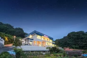 Hotelli Melodia Pension