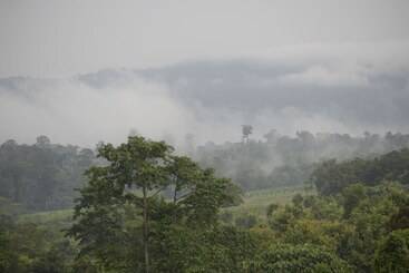 Otel Phuzai Kaew Resort