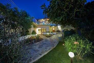 شقق خاصة سياحية Keramos Villa & Apartments