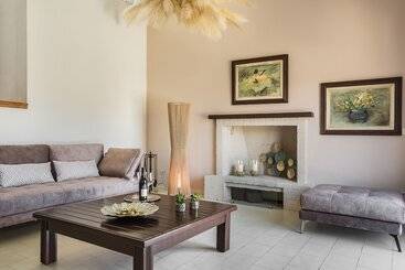 آپارتمانهای توریستها Malibu Studios Elegant & Cosy