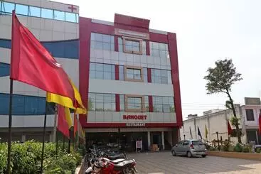 Hotel Ananta