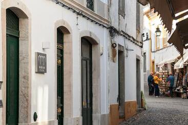 هتل Heaven Inn Suites & Terrace