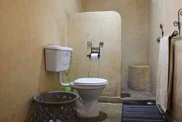 هتل آپارتمان Eden Estates & Boutique Lodge