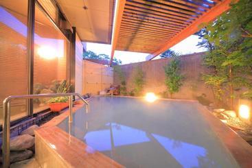 هتل Nikko Chuzenjiko Onsen  Hanaan